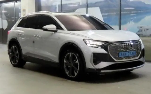 GV80쿠페전기 중고차 Q4 e-트론 40 스포트백 프리미엄 매물 사진 1 - 2024/08 53,767km