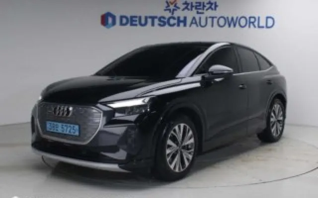 GV80쿠페전기 중고차 Q4 e-트론 40 스포트백 매물 사진 4 - 2023/10 44,004km